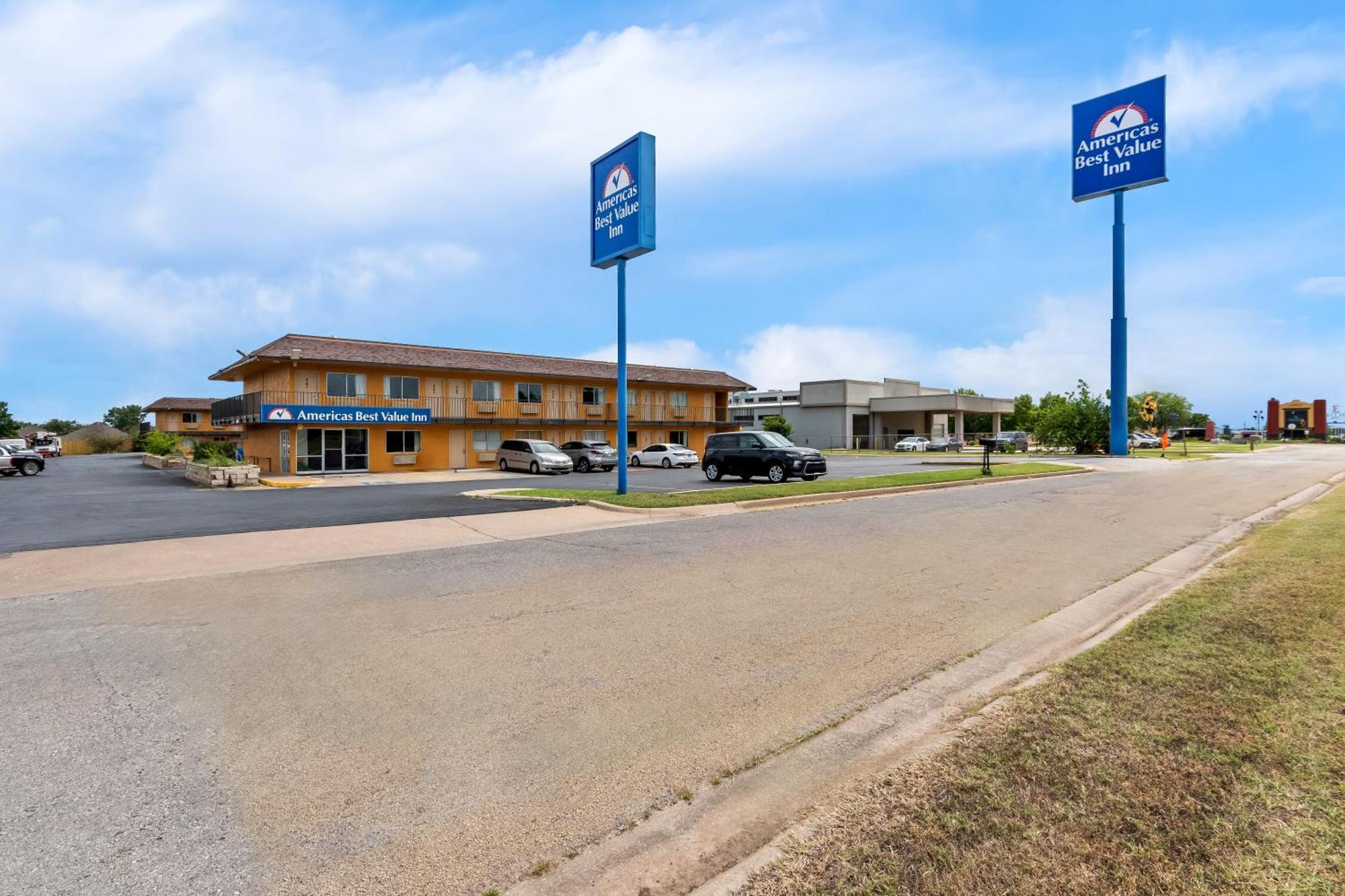 Americas Best Value Inn Stillwater Esterno foto